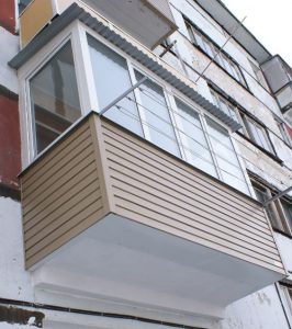 Внешняя отделка балкона